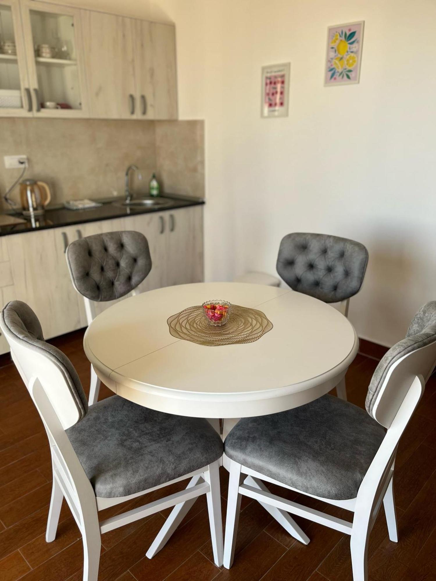 Surcin Apartment Ledine Экстерьер фото